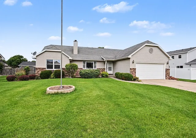 Homes for sale in Sandwich, IL | 217 E Sunset Ave, Sandwich, IL 60548 | MLS# 12688310