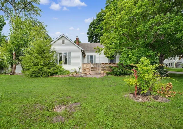Homes for sale in Monticello, IL | 303 E Wilson St, Monticello, IL 61856 | MLS# 12688330