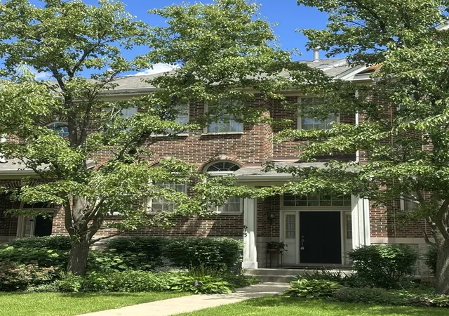 Homes for sale in Wheeling, IL | 613 Prestwick Ln, Wheeling, IL 60090 | MLS# 12688362