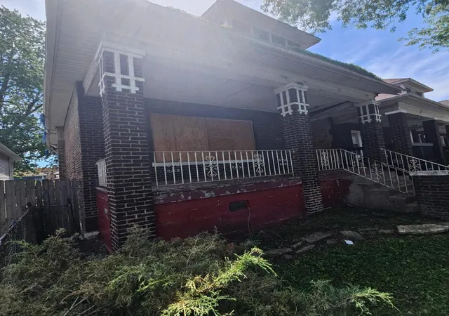 Homes for sale in Chicago, IL | 7747 S Langley Ave, Chicago, IL 60619 | MLS# 12688382
