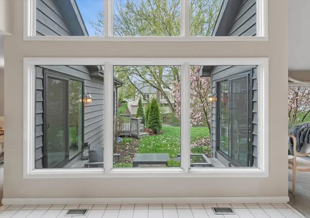 5th image of 1923 Hillside Ln, Lisle, IL 60532 | MLS# 12688442
