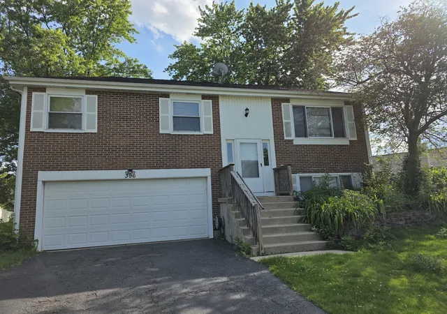 Photo 1 of Single family home for sale at 396 Woodhollow Ln, Bartlett, IL 60103 | MLS# 12688453 | Listing updated on 2026-09-09