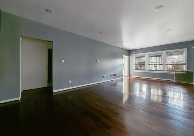 Homes for sale in Chicago, IL | 7732 S Winchester Ave, Chicago, IL 60620 | MLS# 12688458