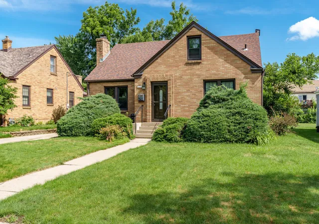 Single family home for sale at 3320 Minnesota Dr, Rockford, IL 61108 | MLS# 12688466