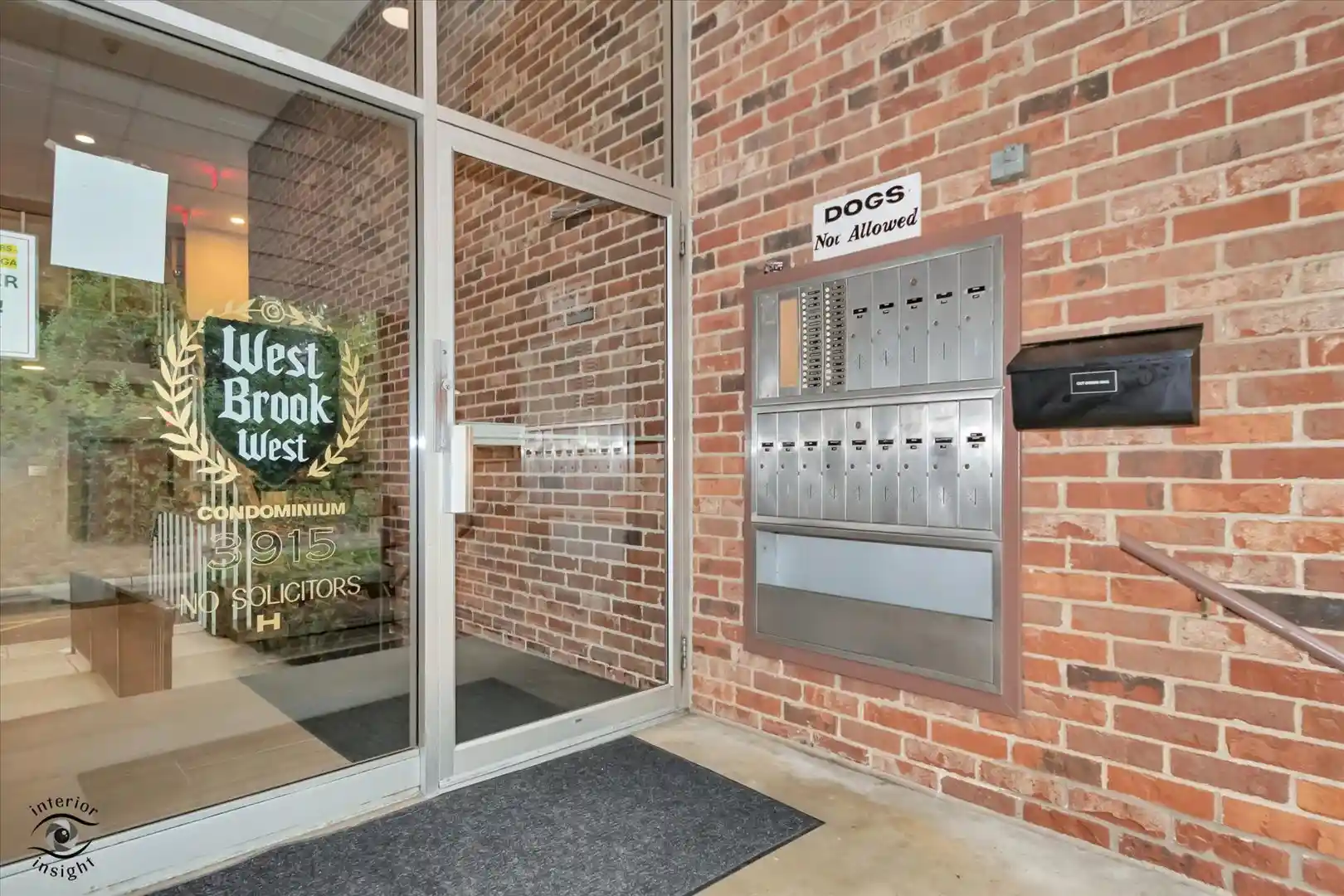 Listing Photo 2 - Condo for sale in 3915 Saratoga Ave located at 3915 Saratoga Ave, Downers Grove, IL 60515 - Unit #H117