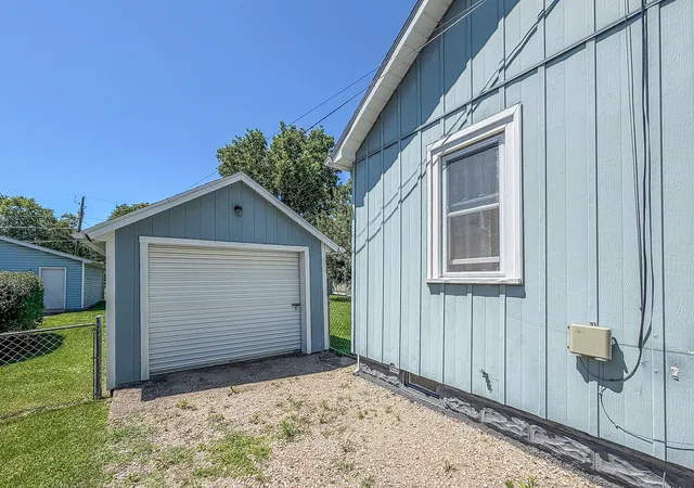 Homes for sale in Mattoon, IL | 617 Edgar Ave, Mattoon, IL 61938 | MLS# 12688485