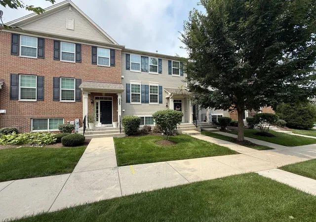 Photo 1 of Townhouse for sale at 263 Lakeshore Dr, Oswego, IL 60543 | MLS# 12688501 | Listing updated on 2026-09-25