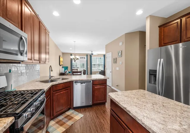 4th image of 263 Lakeshore Dr, Oswego, IL 60543 | MLS# 12688501