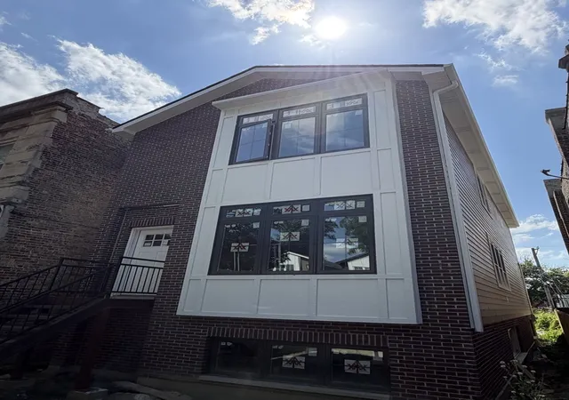 Homes for sale in Chicago, IL | 640 N Trumbull Ave, Chicago, IL 60624 | MLS# 12688525