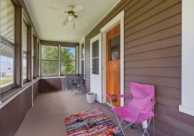 Homes for sale in Monmouth, IL | 823 N A St, Monmouth, IL 61462 | MLS# 12688537