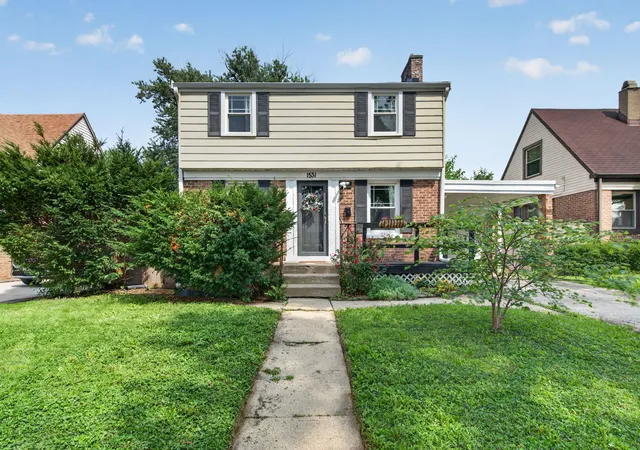 Photo 1 of Single family home for sale at 1531 Heidorn Ave, Westchester, IL 60154 | MLS# 12688540 | Listing updated on 2026-09-14