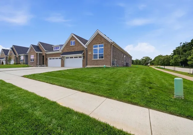 Homes for sale in Lemont, IL | 16590 Kayla Dr, Lemont, IL 60439 | MLS# 12688566