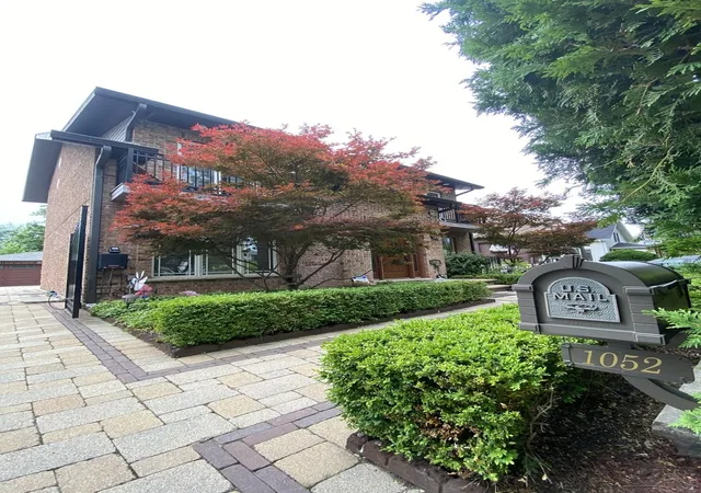 33rd image of 1052 Margret St, Des Plaines, IL 60016 | MLS# 12688580