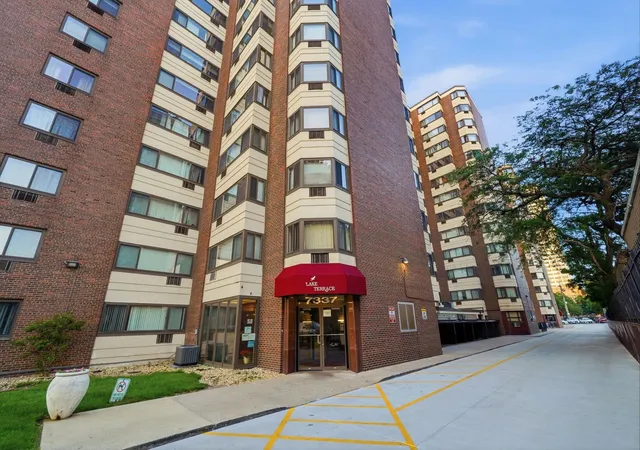 1st image of 7337 S South Shore Dr #1030, Chicago, IL 60649 | MLS# 12688583
