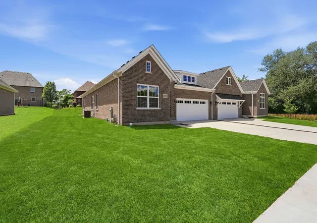 Homes for sale in Lemont, IL | 16580 Kayla Dr, Lemont, IL 60439 | MLS# 12688586