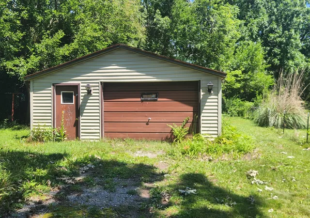 Homes for sale in Pinckneyville, IL | 33 Cripple Creek Rd, Pinckneyville, IL 62274 | MLS# 12688594