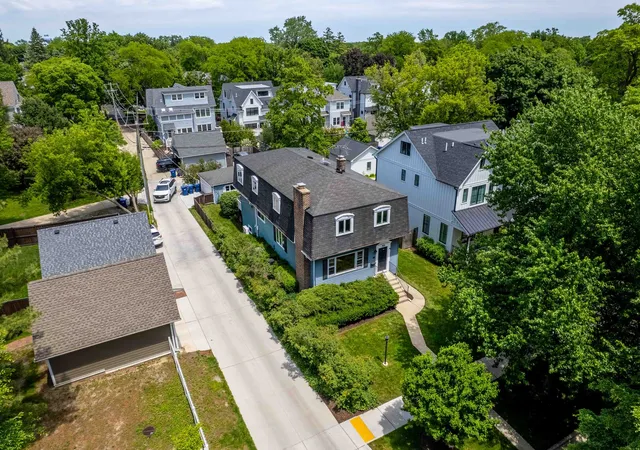 5th image of 1822 Walnut Ave, Wilmette, IL 60091 | MLS# 12688599