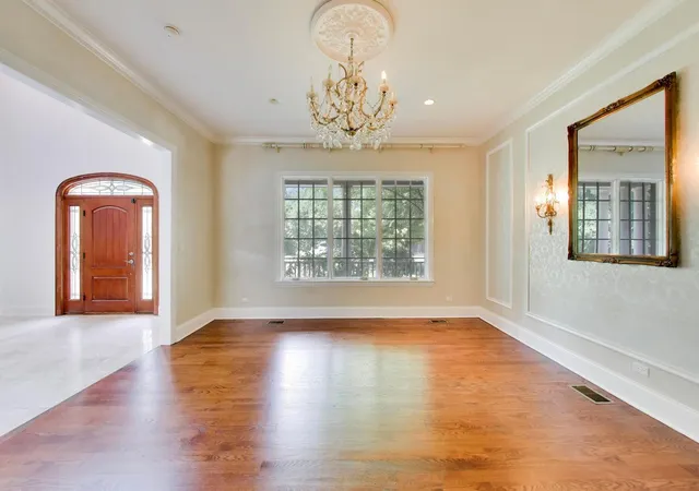 4th image of 73 Locust Rd, Winnetka, IL 60093 | MLS# 12688601