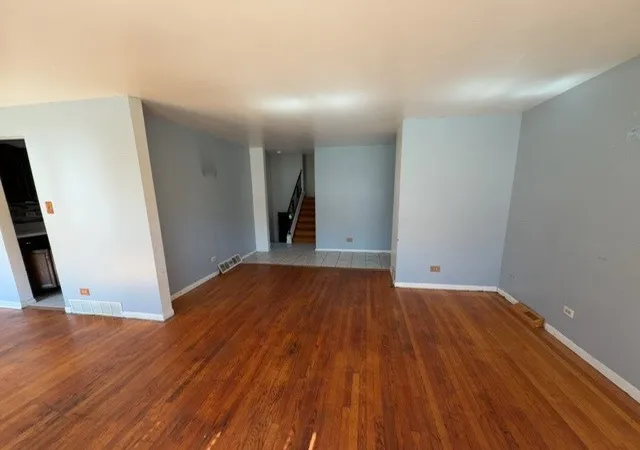 2nd image of 17214 Country Ln, East Hazel Crest, IL 60429 | MLS# 12688613