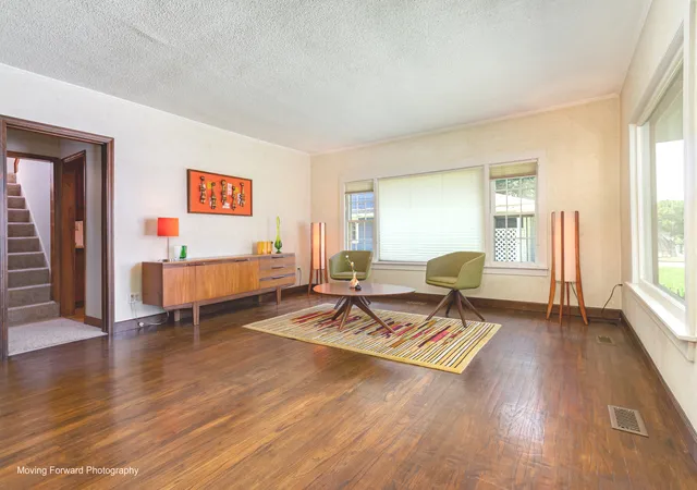 Photo 3 of Single family home for sale at 639 S 2nd Street, West Dundee, IL 60118 | MLS# 12688620 | Listing updated on 2026-09-07