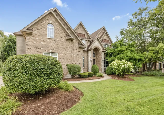 Photo 3 of Single family home for sale at 4767 Sassafras Ln, Naperville, IL 60564 | MLS# 12688641 | Listing updated on 2026-08-12