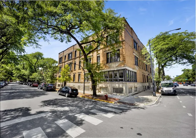 Homes for sale in Chicago, IL | 614 S Loomis St #1, Chicago, IL 60607 | MLS# 12688710