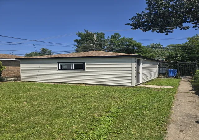 Homes for sale in Chicago, IL | 8505 S King Dr, Chicago, IL 60619 | MLS# 12688720