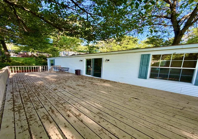 Homes for sale in Mc Henry, IL | 1009 Bay Rd #23, Mc Henry, IL 60051 | MLS# 12688726
