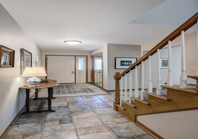 Homes for sale in Hinsdale, IL | 5631 S Elm St, Hinsdale, IL 60521 | MLS# 12688728