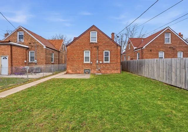 Homes for sale in Chicago, IL | 10941 S Avenue C, Chicago, IL 60617 | MLS# 12688734
