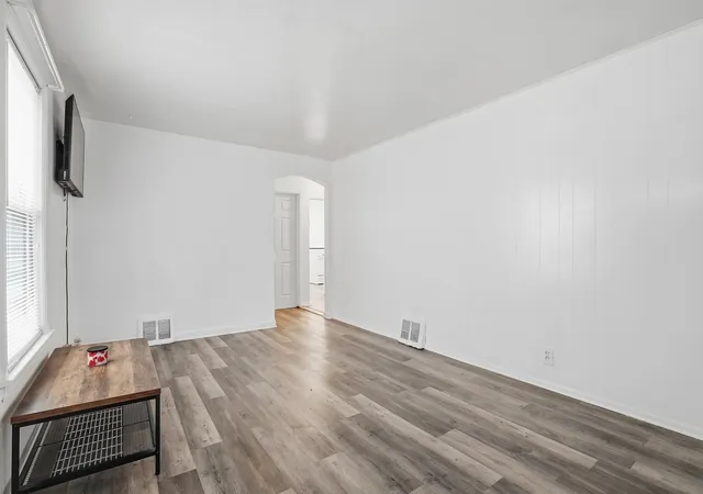 Homes for sale in Chicago, IL | 10941 S Avenue C, Chicago, IL 60617 | MLS# 12688734