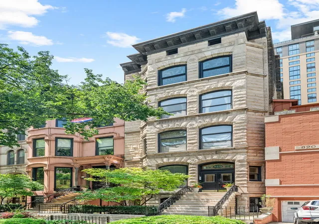 Homes for sale in Chicago, IL | 818 N Dearborn St #BR, Chicago, IL 60610 | MLS# 12688735