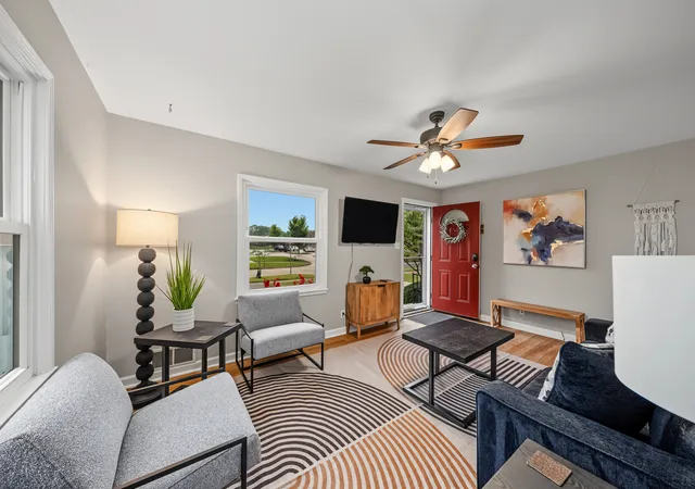 image of 724 S New St, Champaign, IL 61820 | MLS# 12688745