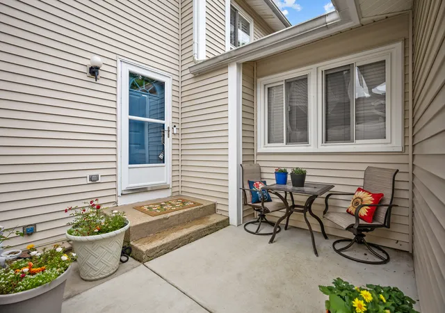 2nd image of 443 Partridge Ln #443, Deerfield, IL 60015 | MLS# 12688801