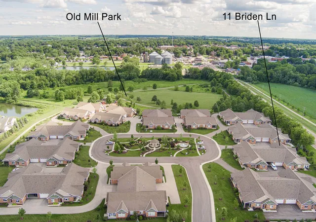 Homes for sale in Sycamore, IL | 11 Briden Ln #11, Sycamore, IL 60178 | MLS# 12688826