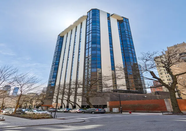 1st image of Ritchie Tower, Chicago, IL 60610