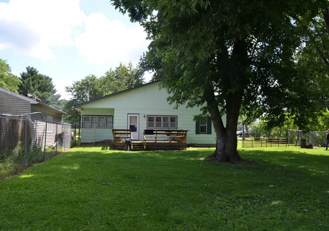 36th image of 429 Meadow St, Niota, IL 62358 | MLS# 12688893