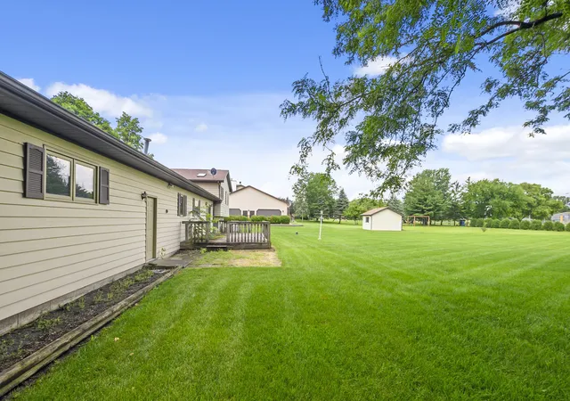 Photo 3 of Single family home for sale at 24662 W Red Oak Ln, Shorewood, IL 60404 | MLS# 12688919 | Listing updated on 2026-09-11