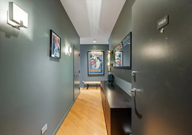 5th image of 653 N Kingsbury St, Chicago, IL 60654