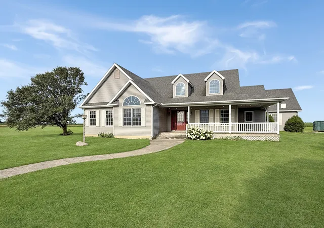 2nd image of 1321 County Rd 3300 N, Rantoul, IL 61866 | MLS# 12688967