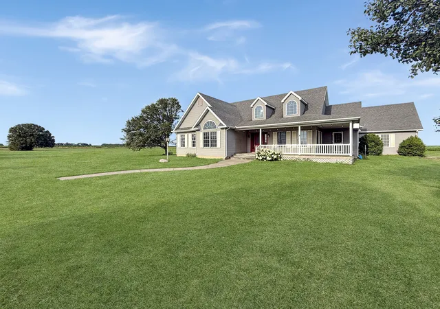 3rd image of 1321 County Rd 3300 N, Rantoul, IL 61866 | MLS# 12688967