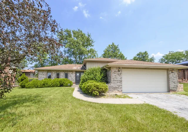 Homes for sale in Crete, IL | 3531 Dale Dr, Crete, IL 60417 | MLS# 12688976