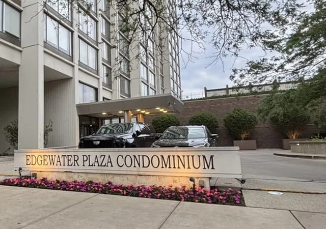 Homes for sale in Chicago, IL | 5455 N Sheridan Rd #1708, Chicago, IL 60640 | MLS# 12688987