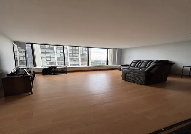 Homes for sale in Chicago, IL | 5455 N Sheridan Rd #1708, Chicago, IL 60640 | MLS# 12688987