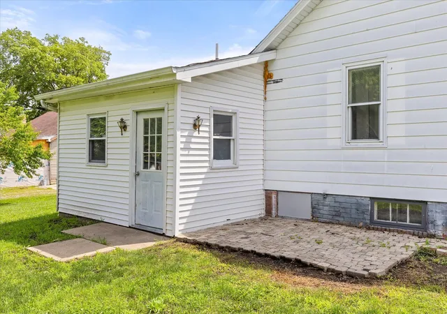 Homes for sale in Streator, IL | 908 N Otter Creek Rd, Streator, IL 61364 | MLS# 12689011