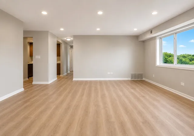 5th image of 2301 Beau Monde Ln, Lisle, IL 60532