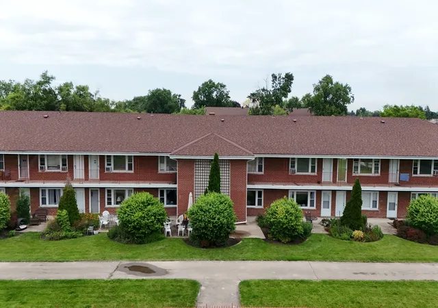 1st image of 1105 Holiday Ln #15, Des Plaines, IL 60016 | MLS# 12689032