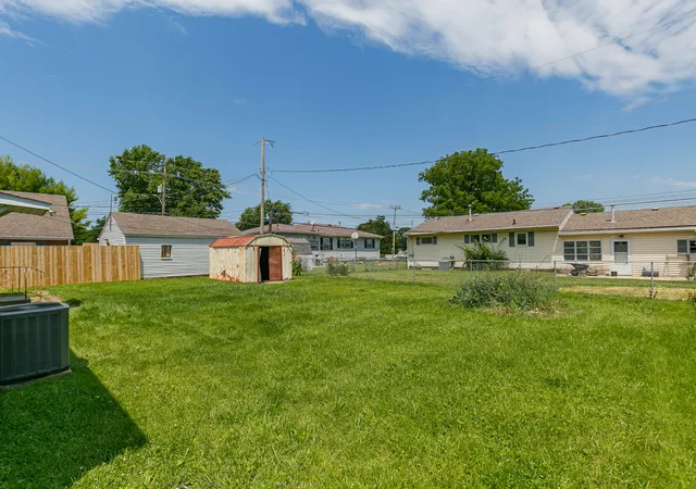 Homes for sale in East Moline, IL | 307 33Rd Ave, East Moline, IL 61244 | MLS# 12689036