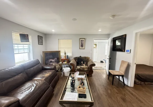 Photo 4 of Single family home for sale at 14625 Winchester Ave, Harvey, IL 60426 | MLS# 12689042 | Listing updated on 2026-09-01