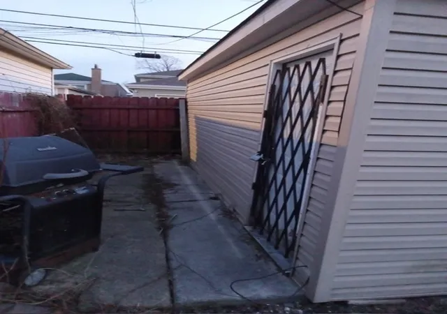 5th image of 3307 W 37Th Pl, Chicago, IL 60632 | MLS# 12689049